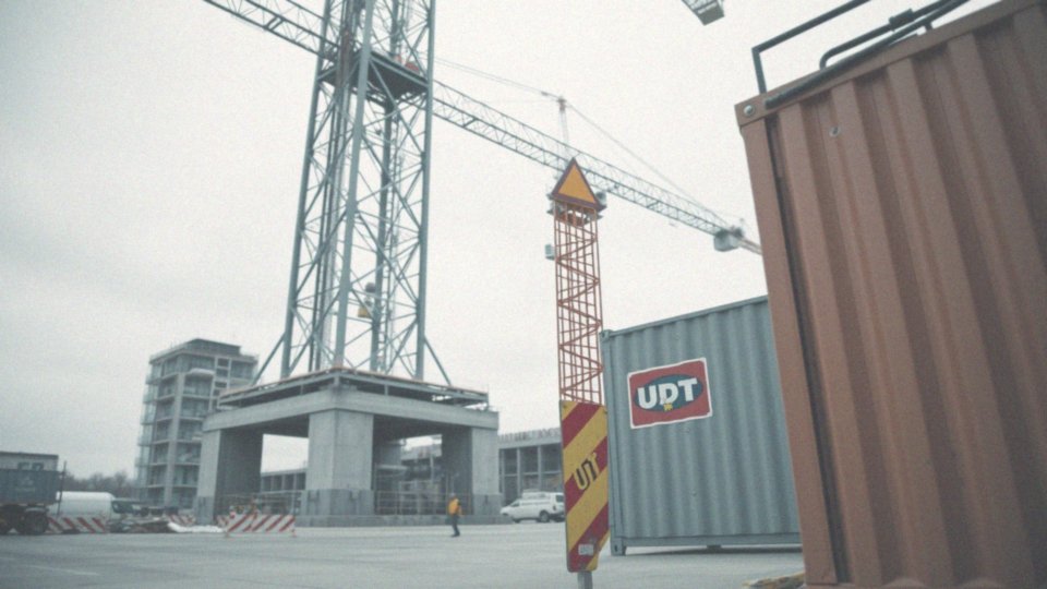 Jakie są wymogi prawne dotyczące posiadania uprawnień 1Ż?