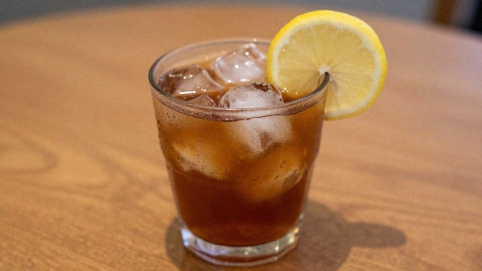 Ile alkoholu ma Jack Daniel's Honey z Colą?